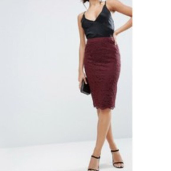 Burgundy Lace Pencil Skirt scalloped hem lined w/rear zip sz medium - Picture 1 of 8
